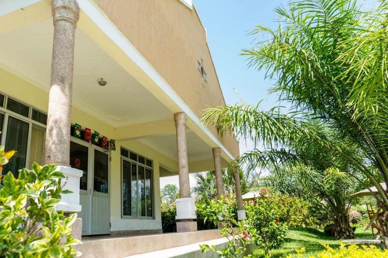 Wagga Resort Limited Mbarara Экстерьер фото
